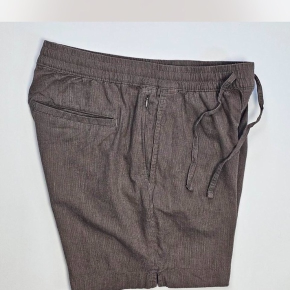 Abercrombie & Fitch Shorts - Picture 5 of 8